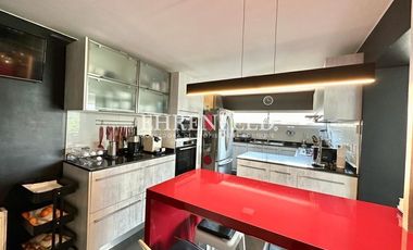 Vitacura, Santiago. Gran vista. Departamento de 156 m2.