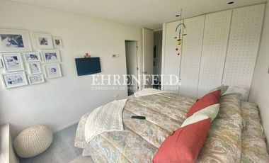 Santo Domingo, Región Valparaíso, Moderna Casa.