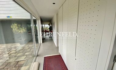 Santo Domingo, Región Valparaíso, Moderna Casa.