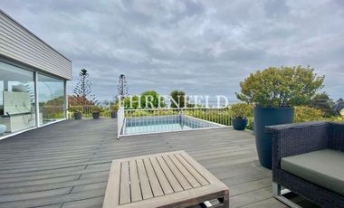 Santo Domingo, Región Valparaíso, Moderna Casa.