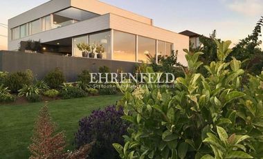 Santo Domingo, Región Valparaíso, Moderna Casa.