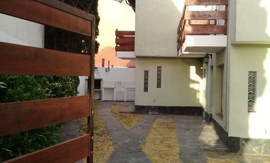 Duplex venta en block en muy buen estado.