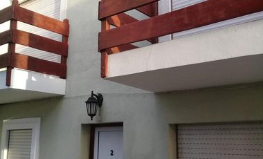 Duplex venta en block en muy buen estado.