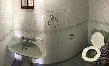 Duplex venta en block en muy buen estado.