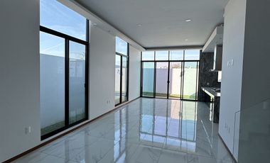 Hermosa y moderna casa en Parques Vallarta