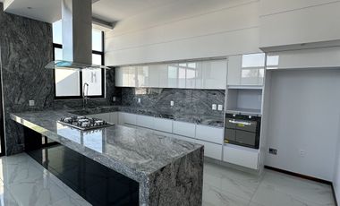 Hermosa y moderna casa en Parques Vallarta