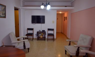 Departamento en venta - 3 Dormitorios 2 Baños - Cochera - 79Mts2 - Miramar