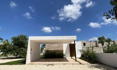 CASA EN VENTA MERIDA 1 PISO 1 RECAMARAS EN PRIVADA CAMPOCIELO YUCATAN