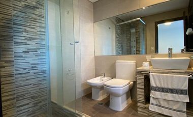 Moderna Casa en venta en Sierra de Los Padres con pileta