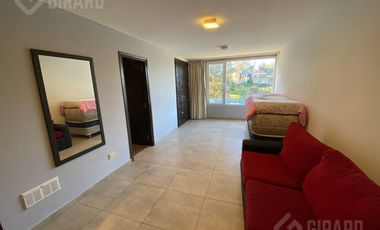 Moderna Casa en venta en Sierra de Los Padres con pileta