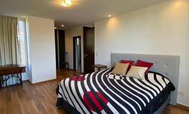 Moderna Casa en venta en Sierra de Los Padres con pileta