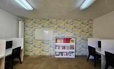 Casa con uso de suelo para Colegio en Venta en PASEOS DE TAXQUEÑA