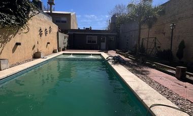 RETASADA!! VENTA / CASA 3 AMBIENTES CON PILETA APTA CREDITO / JOSÉ C PAZ