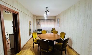 Departamento en  venta de 3 dormitorios.