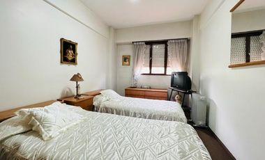 Departamento en  venta de 3 dormitorios.