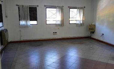 Galpón en venta en Bernal Oeste
