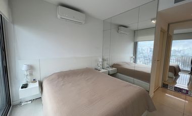 Venta departamento con terraza, parrilla y jacuzzi propio. 1 suites. 2 Cocheras. Amenities. Palermo