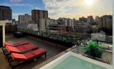 Venta departamento con terraza, parrilla y jacuzzi propio. 1 suites. 2 Cocheras. Amenities. Palermo
