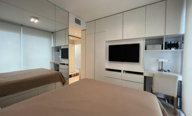Venta departamento con terraza, parrilla y jacuzzi propio. 1 suites. 2 Cocheras. Amenities. Palermo