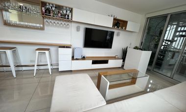 Venta departamento con terraza, parrilla y jacuzzi propio. 1 suites. 2 Cocheras. Amenities. Palermo