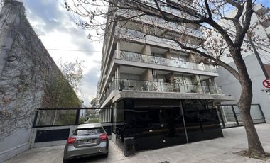 Venta departamento con terraza, parrilla y jacuzzi propio. 1 suites. 2 Cocheras. Amenities. Palermo