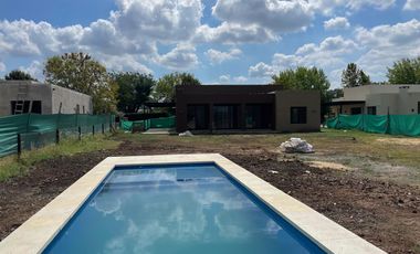 Reservada!! Excelente propiedad en barrio Los Alcanfores