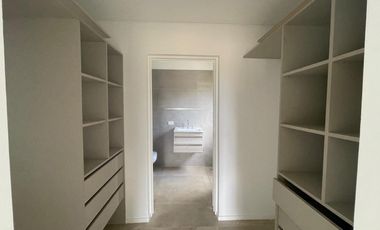 Reservada!! Excelente propiedad en barrio Los Alcanfores
