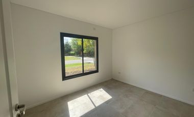 Reservada!! Excelente propiedad en barrio Los Alcanfores