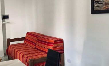 Casa en Venta - 1 Dormitorio 1 Baño Cochera - 397 mts2 - La Lucila Del Mar, Buenos Aires