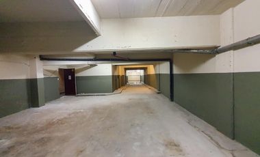 DEPOSITO/ ESPACIO GUARDACOCHE   LOCAL. 136M2 TOTALES- AGRONOMIA