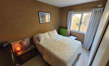 Moderno y luminoso Depto 2 ambientes con balcón al contrafrente. A 2 cuadras de Av. B Mitre. APTO CREDITO.