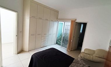 CASA AMUEBLADA EN RENTA EN PASEO DEL PARQUE TRES MARIAS, MORELIA