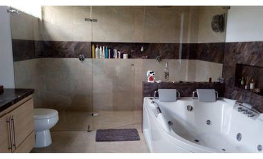 5339825  Arriendo Casa en Llanogrande Antioquia