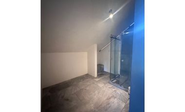 Casa en Venta en Circuito Avándaro Valle de Bravo