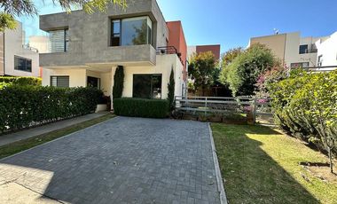 Casa en Renta en Villas del Campo, Calimaya, Estado de México