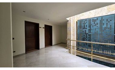 ARRIENDO OFICINA 52.90 Mts CÉNTRICA PARQUE 93 CHICO