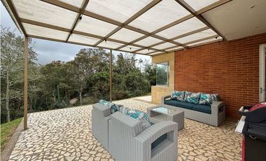 Venta en  casa cerros de yerbabuena