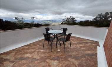 Venta en  casa cerros de yerbabuena