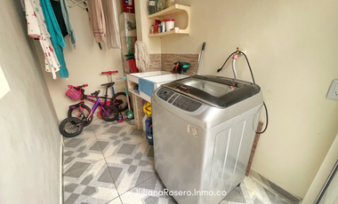 VENDO CASA REMODELADA EN PONTEVEDRA