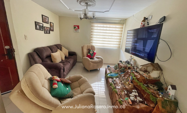 VENDO CASA REMODELADA EN PONTEVEDRA