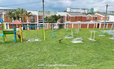 VENDO CASA REMODELADA EN PONTEVEDRA