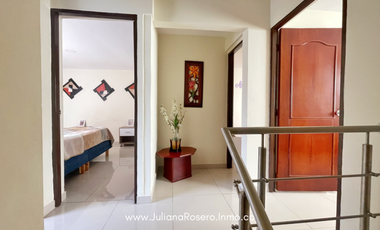 VENDO CASA REMODELADA EN PONTEVEDRA