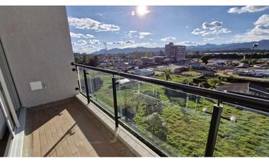 Rento apartamento en Parques de Fontanar, con hermosa vista.