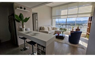 Rento apartamento en Parques de Fontanar, con hermosa vista.