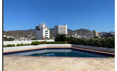 Increíble apartamento dúplex amoblado en el centro histórico