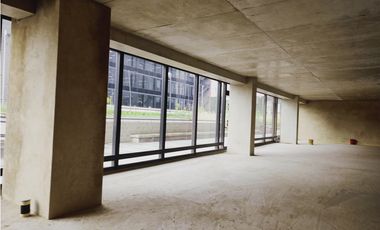 ARRIENDO OFICINA 700 M2