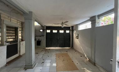CASA EN EL CORAZON DE MOTUL DE 931 M2