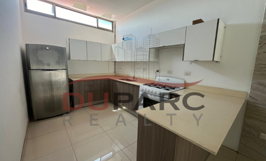 Casa Amueblada de 4 Recamaras en Renta