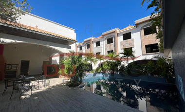 Casa Amueblada de 4 Recamaras en Renta