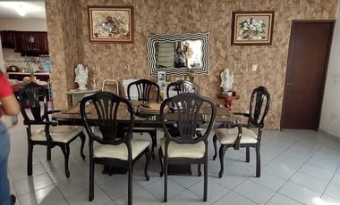 CASA SOLA PRECIO DE OPORTUNIDAD EN EL CENTRO DE YAUTEPEC, MORELOS.